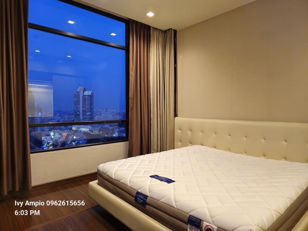 For RentCondoRatchadapisek, Huaikwang, Suttisan : Ivy Ampio Condo f or RENT ให้เช่า ** @50,000บาท/month Call 096-2615656 ห้องกว้างมาก 78 ตรม. 2 นอน 2 น้ำ เฟอร์ครบ พร้อมอยู่ Location : Huaikwang -Ratchada - Rama9 Rental Price : 59,000 Baht/Month Condominium near MRT : Thai culture Station Condo