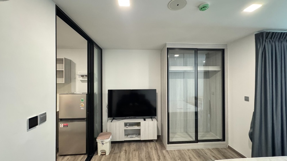 For RentCondoPathum Thani,Rangsit, Thammasat : Condo for rent, Cave Embrio 1 BEDROOM 8,500 baht/month, Building B, 7th floor, room size 25.12 sq m, new room, fully furnished, ready to move in