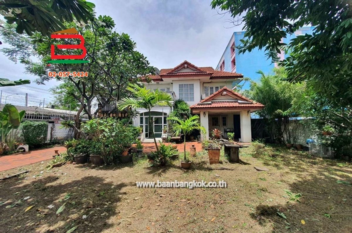 For SaleHouseChaengwatana, Muangthong : 2-storey detached house, Village 3 (Soi Liang Muang Pak Kret 8), area 103 sq m., Chaeng Watthana Road, Bang Phut Subdistrict, Pak Kret District, Nonthaburi Province