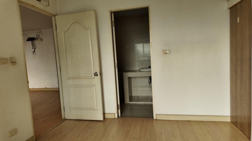 ขายคอนโดอ่อนนุช อุดมสุข : ขายด่วน คอนโด เอส สุขุมวิท 50 ขนาด 2 ห้องนอน ขนาด 59 ตารางเมตร 