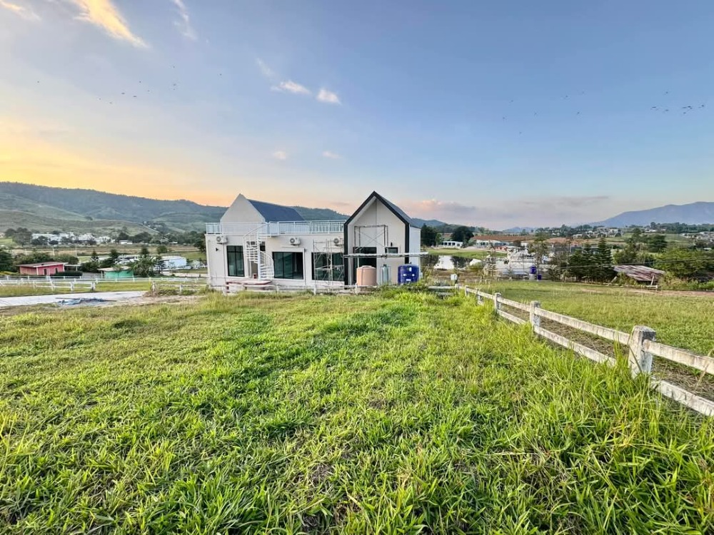 For SaleLandPhetchabun : For sale📌 Land area 133 sq.w. Last plot‼️ Land with lake view, surrounded by mountains 360 degrees, can see the wind turbines lined up beautifully. Come and own it today.