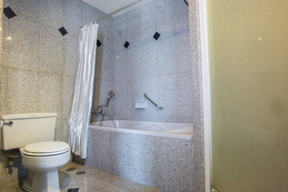 For RentCondoSukhumvit, Asoke, Thonglor : 📢Condo for rent in Thonglor area, 3 bedrooms, fully furnished, near BTS Thonglor, ready to move in