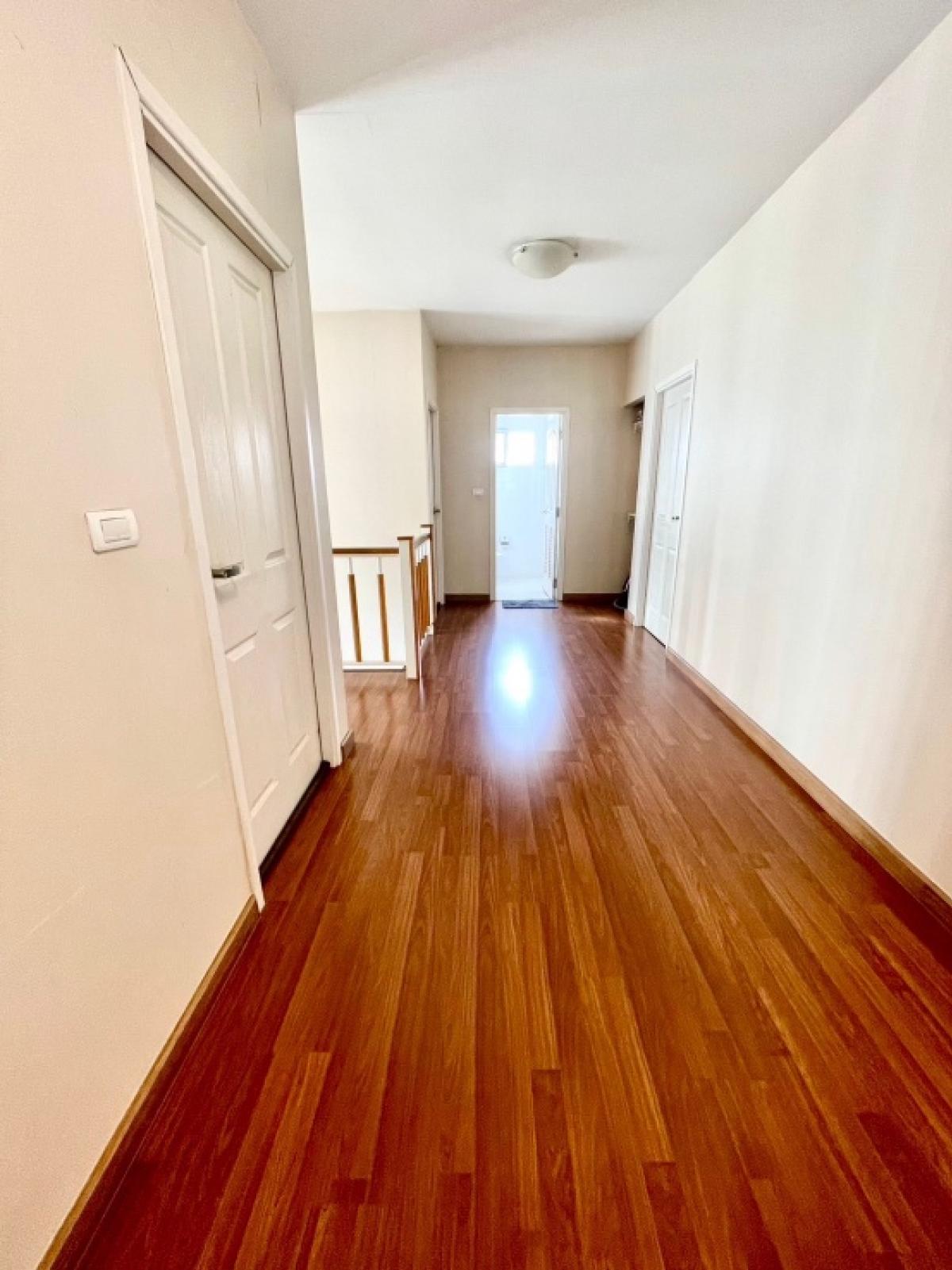 ให้เช่าบ้านลาดกระบัง สุวรรณภูมิ : ให้เช่าบ้านเดี่ยว 2 ชั้น ในโครงการ The Plant พระราม 9 - วงแหวน