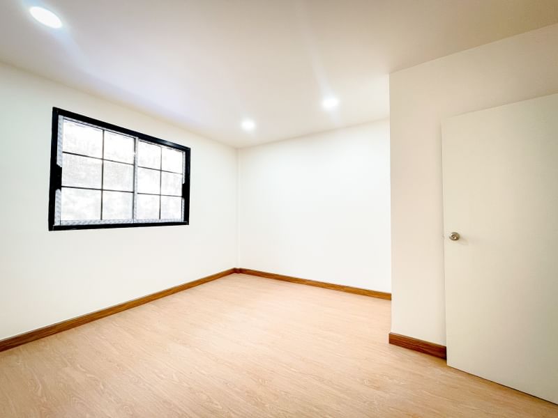 For SaleTownhomeOnnut, Udomsuk : K-6110 Urgent sale! Townhome, Phung Mee 21, Sukhumvit 93, newly renovated, near BTS Bang Chak