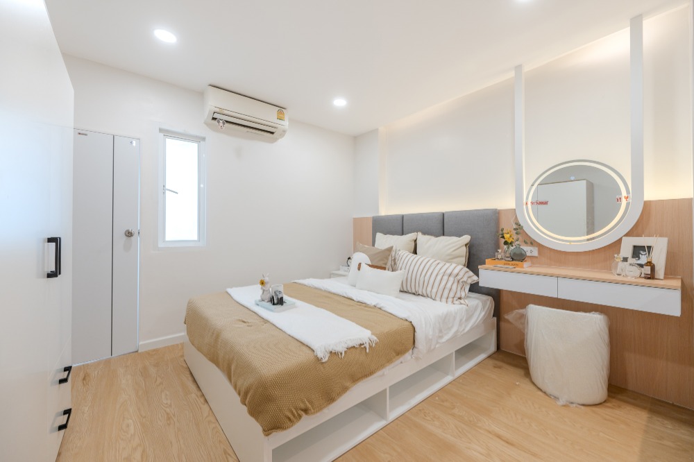 For SaleCondoRatchadapisek, Huaikwang, Suttisan : 🏡✨️LP-315 Condo for sale in Ban Phraya Phirom 🌈🌤️One million with change, salary 12k #Installment 4xxx | Pet-friendly condo | #Buying is more worthwhile than renting, convenient transportation, in the city center, Soi Ratchada 36 Suea Yai | | Near MRT Lat