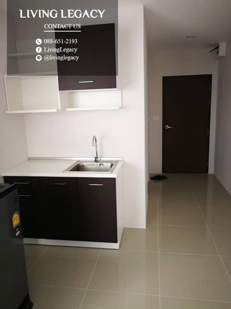 For RentCondoPattanakan, Srinakarin : SOMQSA Condo for rent Asakan Place Srinakarindra 40 sq m. 35th floor line id : @livinglegacy