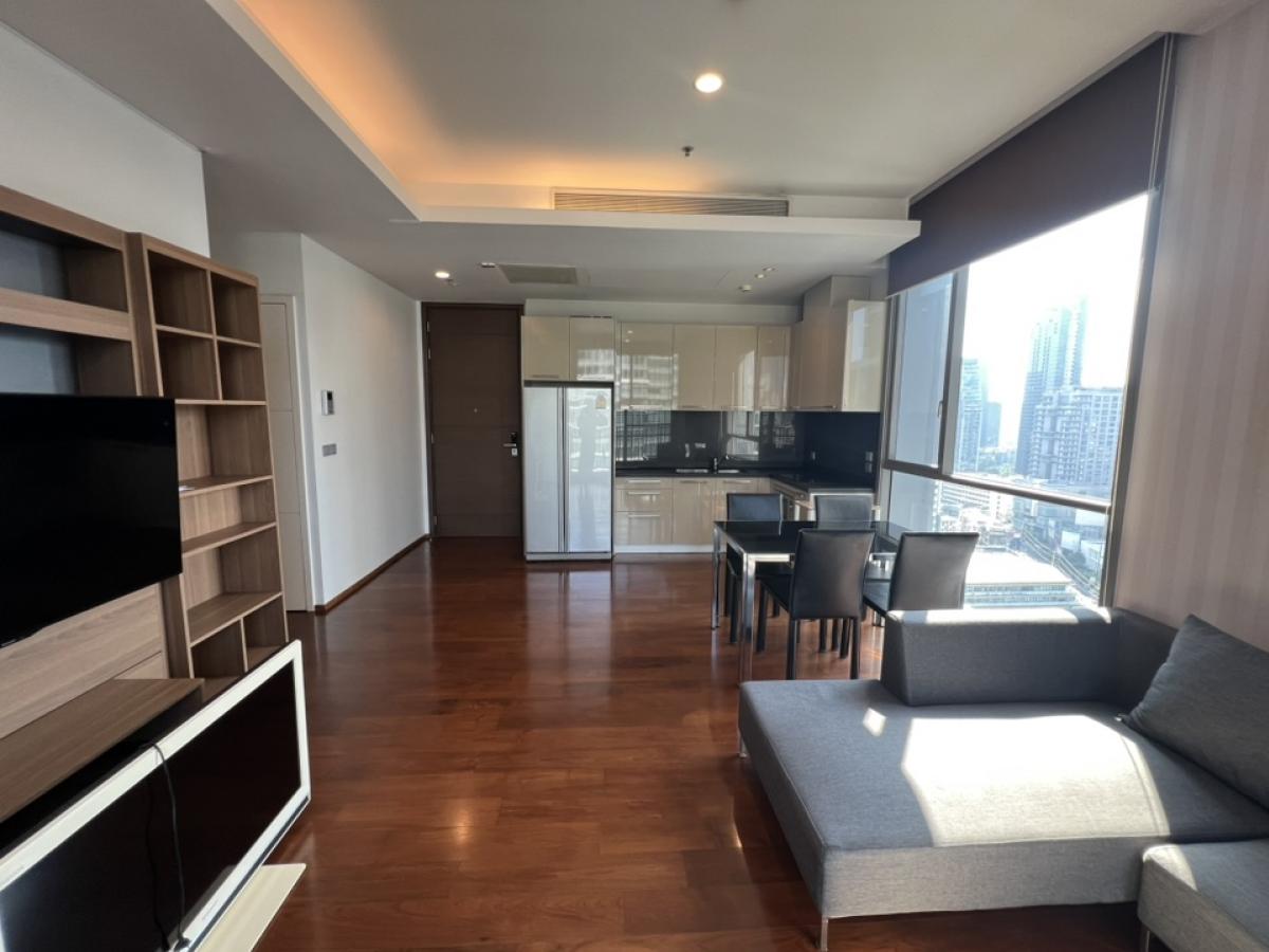 ขายคอนโดสุขุมวิท อโศก ทองหล่อ : For Sale  : Quattro by Sansiri 2Bed2Bath 83 Sqm high floor20++ 18.5 MB
