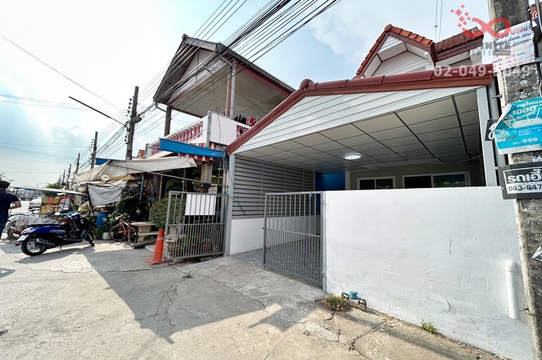 ขายทาวน์โฮมมีนบุรี-ร่มเกล้า : ขายทาวน์เฮ้าส์ 2 ชั้น หมู่บ้านอมรทรัพย์ เนื้อที่ 18.4 ตารางวา ถนนสุวินทวงศ์