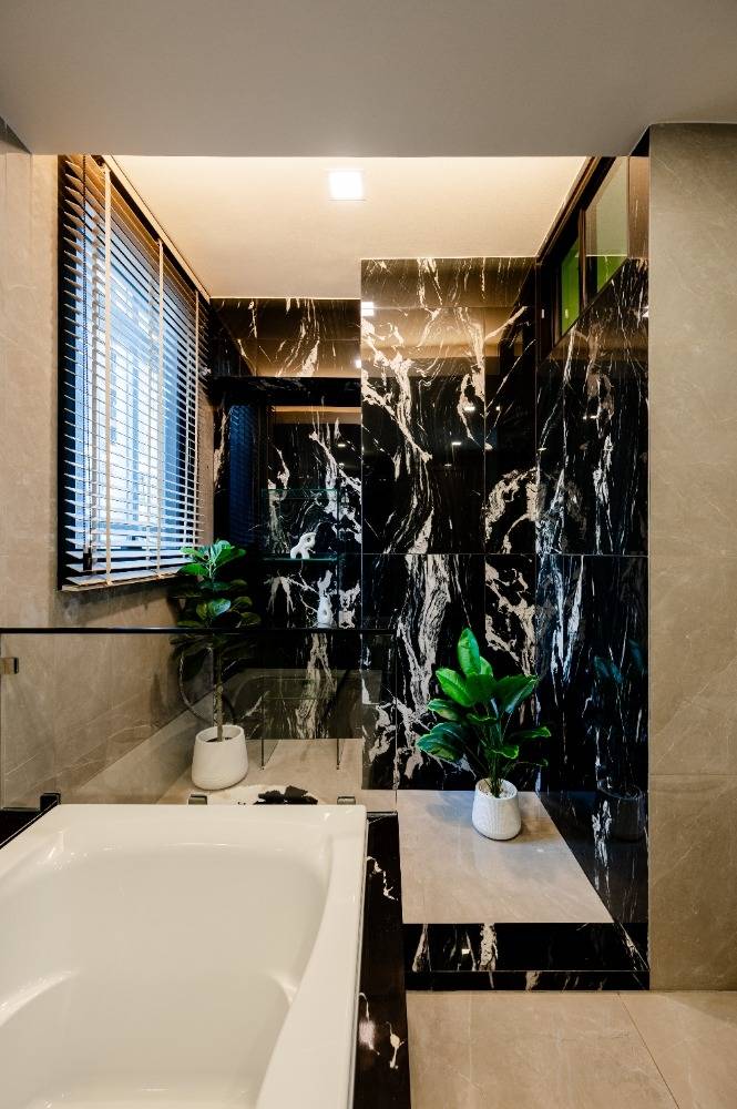 ขายคอนโดพระราม 9 เพชรบุรีตัดใหม่ RCA : ใกล้ MRT พระราม 9 ห้องบิ๋วอินใหม่