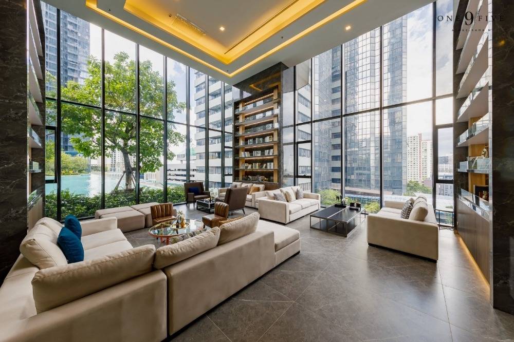 ขายคอนโดพระราม 9 เพชรบุรีตัดใหม่ RCA : ใกล้ MRT พระราม 9 ห้องบิ๋วอินใหม่