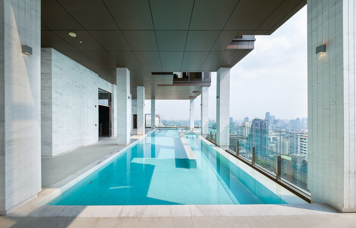 ขายคอนโดสุขุมวิท อโศก ทองหล่อ : Luxury condo ใจกลางพร้อมพงษ์ corner unit วิวโล่งสวยไม่บล็อก แต่งครบเฟอร์จัดเต็ม ✨Vittorio Sukhumvit 39✨2 ห้องนอน 3 ห้องน้ำ ขนาด 141.67 ตร.ม ใกล้ BTS พร้อมพงษ์ Tel.0982645161