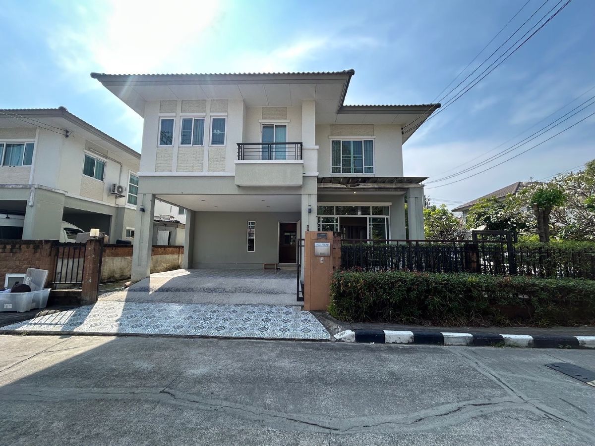 ให้เช่าบ้านลาดกระบัง สุวรรณภูมิ : ให้เช่าบ้านเดี่ยว 2 ชั้น ในโครงการ The Plant พระราม 9 - วงแหวน