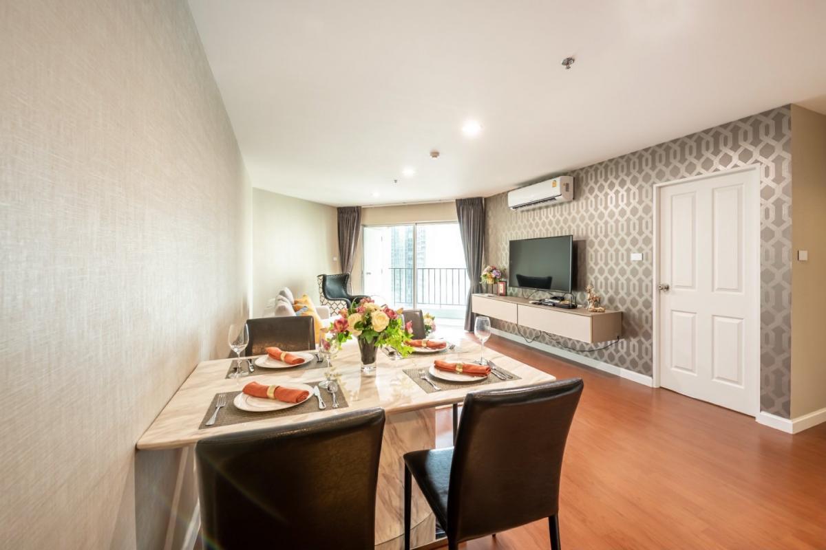 For SaleCondoRama9, Petchburi, RCA : Belle Grand Rama 9: Luxury 3Bed/3Bath Condo near BTS- MRT Rama 9For sale 15 million, rent 85,000/month. Fully equipped with amenities!