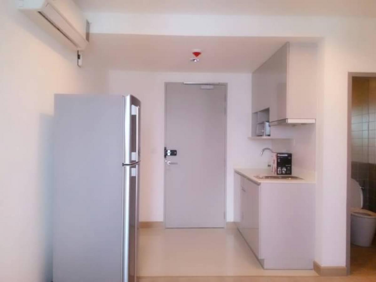 For SaleCondoRatchathewi,Phayathai : Condo Ideo Mobi Phayathai 2 bedrooms, 2 bathrooms in the city center, ready to move in!Close to BTS/MRT Phayathai, a great price of only 7.5 million!