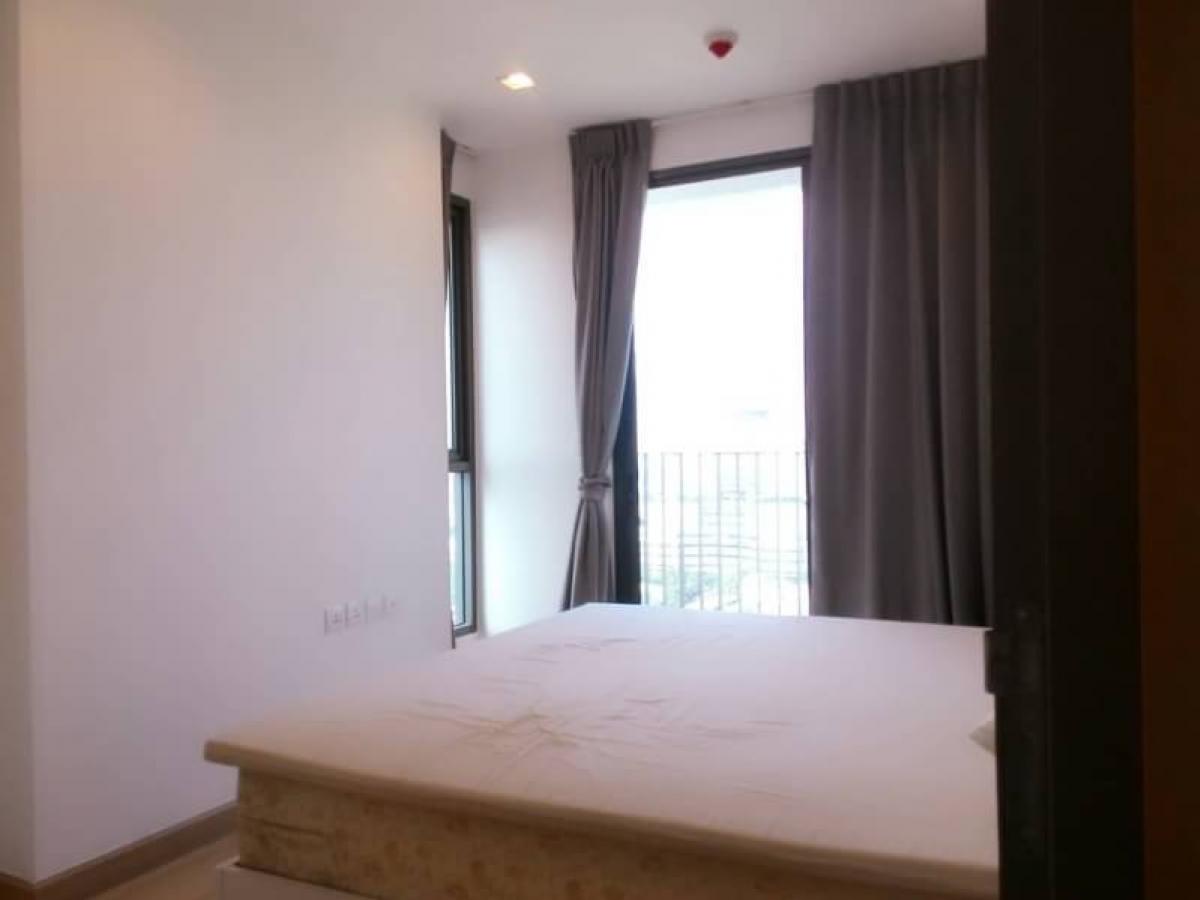 For SaleCondoRatchathewi,Phayathai : Condo Ideo Mobi Phayathai 2 bedrooms, 2 bathrooms in the city center, ready to move in!Close to BTS/MRT Phayathai, a great price of only 7.5 million!