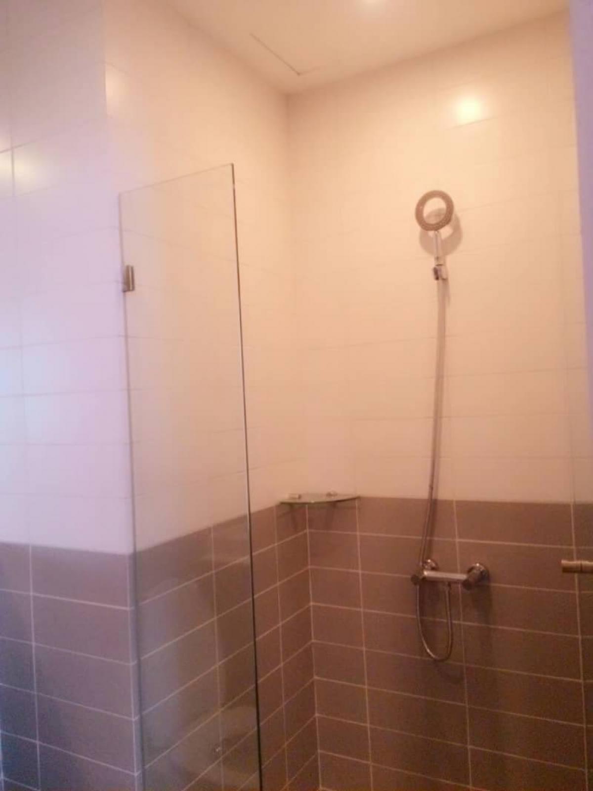 For SaleCondoRatchathewi,Phayathai : Condo Ideo Mobi Phayathai 2 bedrooms, 2 bathrooms in the city center, ready to move in!Close to BTS/MRT Phayathai, a great price of only 7.5 million!