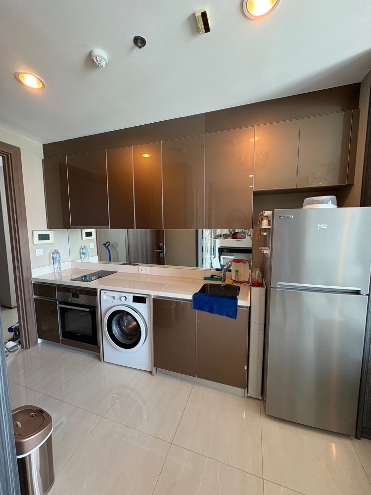 ขายคอนโดสาทร นราธิวาส : SC120024 Condo for sale, Maenam Residence, Chao Phraya River view Near BTS Saphan Taksin