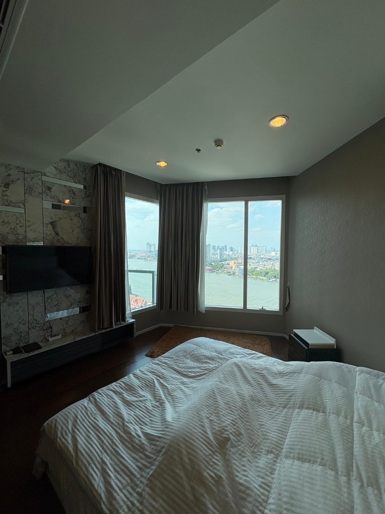 ขายคอนโดสาทร นราธิวาส : SC120024 Condo for sale, Maenam Residence, Chao Phraya River view Near BTS Saphan Taksin