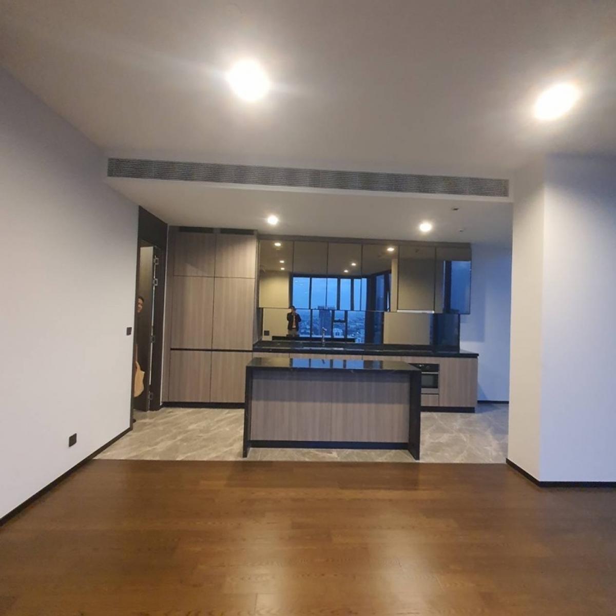 Sale DownCondoSukhumvit, Asoke, Thonglor : Selling down payment Aestiq Thonglor size 152.27 Sq.m 3 bed 3 bath only 53,000,000 contact 086-795-9997 (Jimmy)