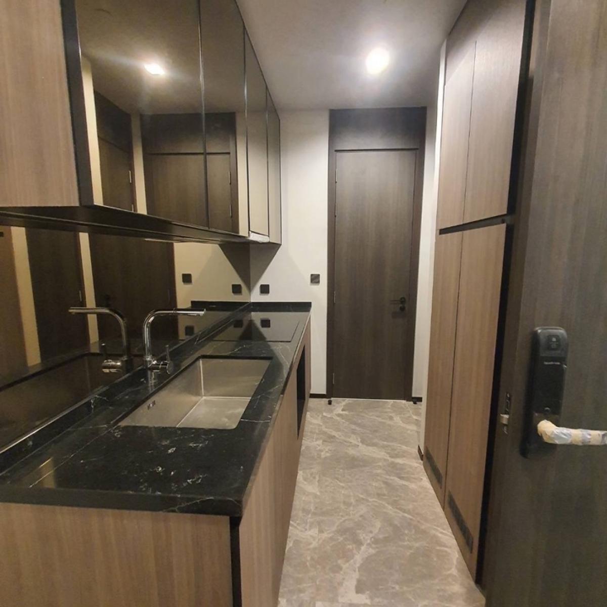 For SaleCondoSukhumvit, Asoke, Thonglor : 📍Selling down payment Aestiq Thonglor size 152.27 Sq.m 3 bed 3 bath only 53,000,000 contact 086-795-9997 (Jimmy)