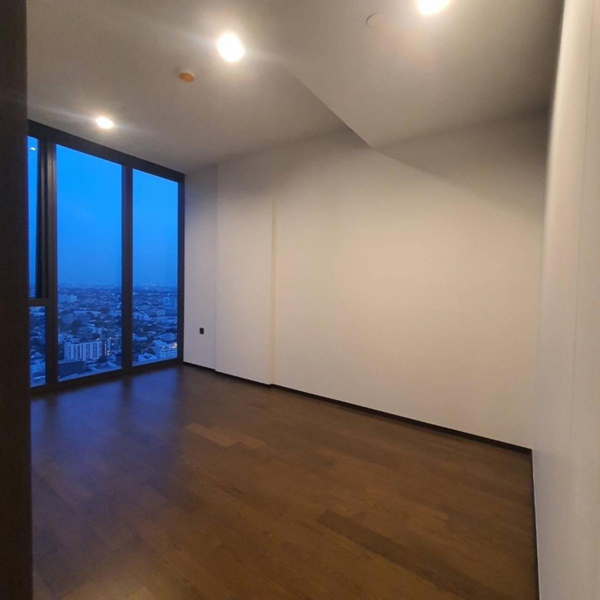For SaleCondoSukhumvit, Asoke, Thonglor : 📍Selling down payment Aestiq Thonglor size 152.27 Sq.m 3 bed 3 bath only 53,000,000 contact 086-795-9997 (Jimmy)