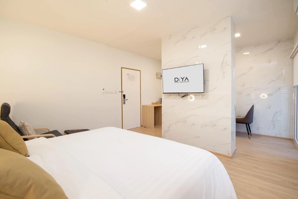 For RentPattanakan, Srinakarin : Line: @zimple_asset Newly opened minimal hotel with full facilities,located in the center of Srinakarin,Near ARL/BTS.