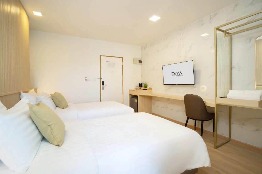 For RentPattanakan, Srinakarin : Line: @zimple_asset Newly opened minimal hotel with full facilities,located in the center of Srinakarin,Near ARL/BTS.