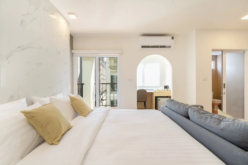 For RentPattanakan, Srinakarin : Line: @zimple_asset Newly opened minimal hotel with full facilities,located in the center of Srinakarin,Near ARL/BTS.