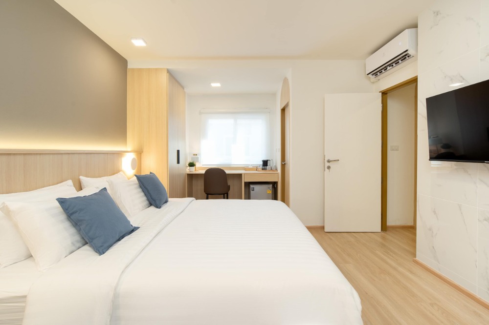 For RentPattanakan, Srinakarin : Line: @zimple_asset Newly opened minimal hotel with full facilities,located in the center of Srinakarin,Near ARL/BTS.