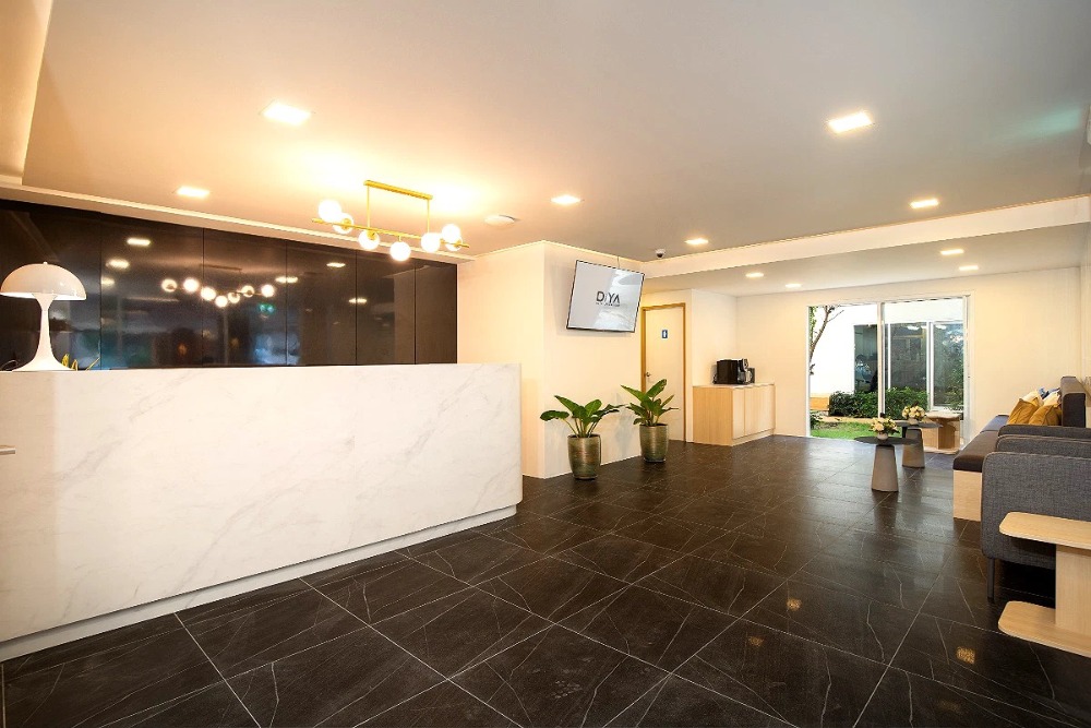 For RentPattanakan, Srinakarin : Line: @zimple_asset Newly opened minimal hotel with full facilities,located in the center of Srinakarin,Near ARL/BTS.