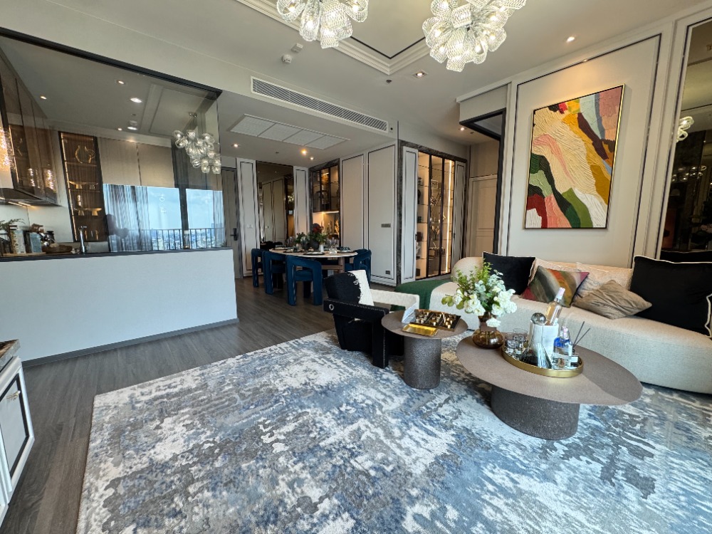 ขายคอนโดคลองเตย กล้วยน้ำไท : Penthouse Unit 1 เดียวในโครงการ 3 นอน 3 น้ำ 133 ตารางเมตร วิวแม่น้ำ แต่งด้วยเฟอร์ฯนำเข้าทั้งห้อง