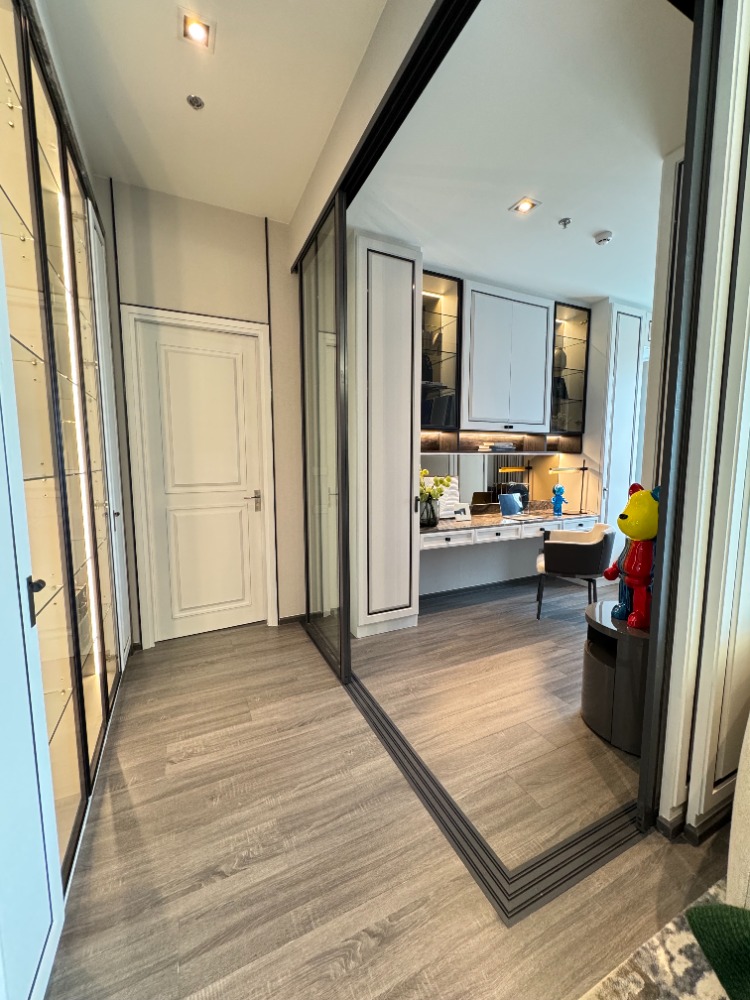 ขายคอนโดคลองเตย กล้วยน้ำไท : Penthouse Unit 1 เดียวในโครงการ 3 นอน 3 น้ำ 133 ตารางเมตร วิวแม่น้ำ แต่งด้วยเฟอร์ฯนำเข้าทั้งห้อง