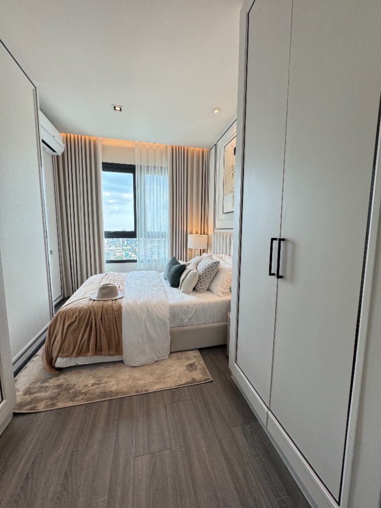 ขายคอนโดคลองเตย กล้วยน้ำไท : Penthouse Unit 1 เดียวในโครงการ 3 นอน 3 น้ำ 133 ตารางเมตร วิวแม่น้ำ แต่งด้วยเฟอร์ฯนำเข้าทั้งห้อง