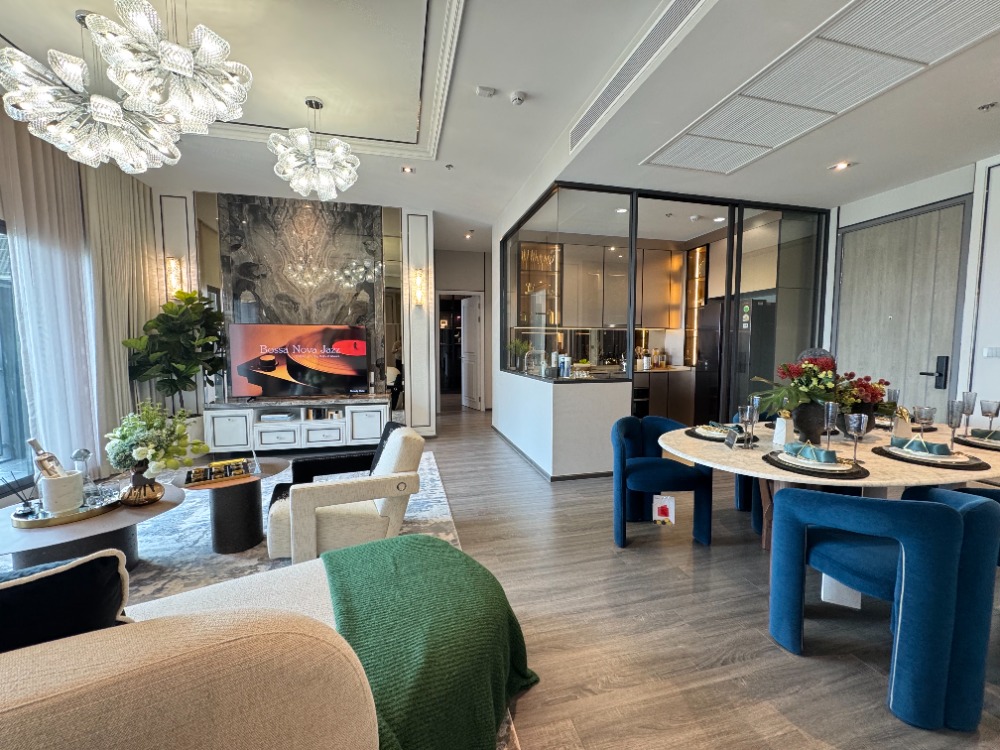 ขายคอนโดคลองเตย กล้วยน้ำไท : Penthouse Unit 1 เดียวในโครงการ 3 นอน 3 น้ำ 133 ตารางเมตร วิวแม่น้ำ แต่งด้วยเฟอร์ฯนำเข้าทั้งห้อง