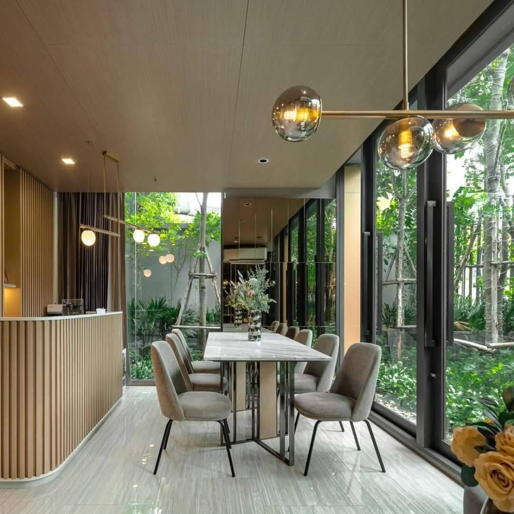 ขายคอนโดพระราม 9 เพชรบุรีตัดใหม่ RCA : ขาย LLOYD SOONVIJAI-THONGLOR ลอยด์ ศูนย์วิจัย-ทองหล่อ คอนโดพร้อมอยู่ ใกล้ รพ.กรุงเทพ , ทองหล่อ 1 ห้องนอน 27 ตร.ม. เริ่ม 3.65 ลบ.*