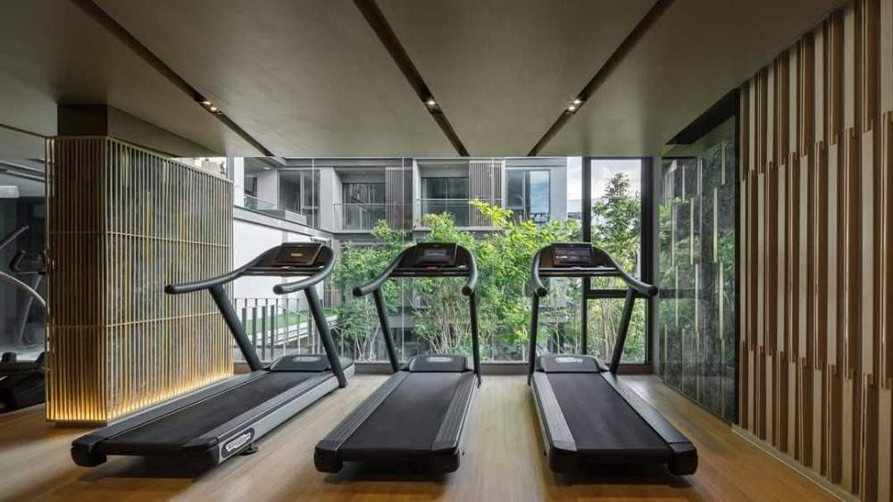 ขายคอนโดพระราม 9 เพชรบุรีตัดใหม่ RCA : ขาย LLOYD SOONVIJAI-THONGLOR ลอยด์ ศูนย์วิจัย-ทองหล่อ คอนโดพร้อมอยู่ ใกล้ รพ.กรุงเทพ , ทองหล่อ 1 ห้องนอน 27 ตร.ม. เริ่ม 3.65 ลบ.*