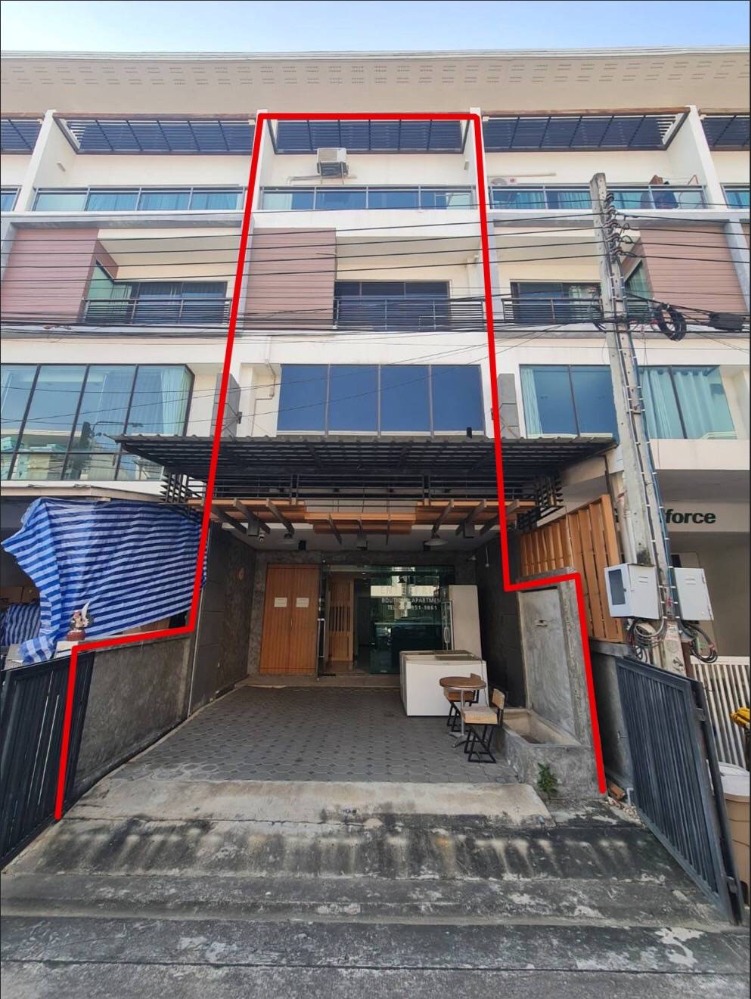 For SaleHotel&Apartment BusinessBangna, Bearing, Lasalle : #Boutique for sale, 4-storey apartment with tenants #Enterprise Park project #Near Mega Bangna #On Bangna-Trad Road, Km. 5 #Bangkaew #Bangplee #Samut Prakan