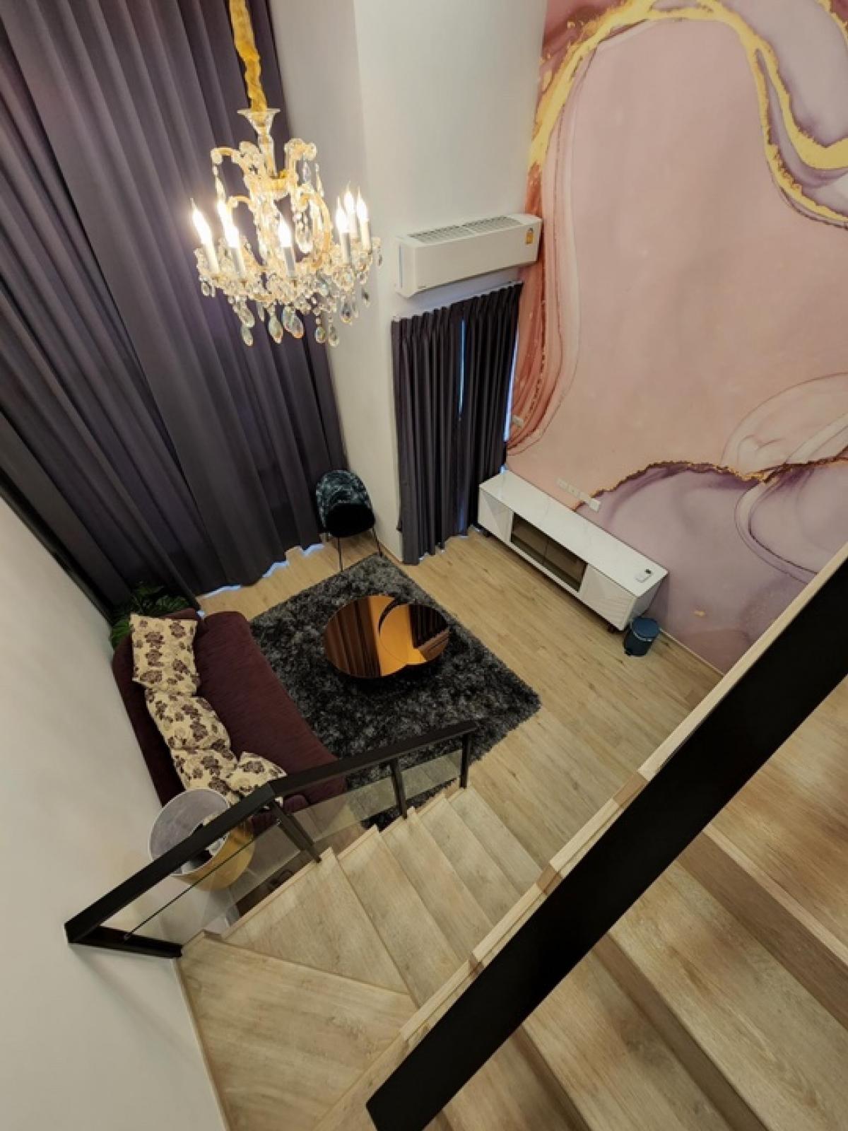 For RentCondoPattanakan, Srinakarin : Condo for rent, 2 floors, The Rich Rama 9 - Srinakarin, 29th floor, Duplex room🌈 Price 22,000 baht, convenient transportation 🚊 near Hua Mak