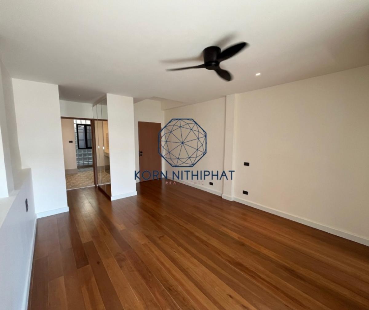 ให้เช่าโฮมออฟฟิศนานา : ปล่อยเช่า โฮมออฟฟิต (Home office) ซอยนานา สุขุมวิท กรุงเทพ. แนวรถไฟฟ้า BTS สถานี นานา 800 เมตร. จดทะเบียนบริษัทได้