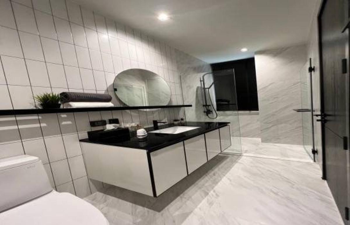 For SaleCondoWongwianyai, Charoennakor : 🔆Sold with tenant🔆Chapter Charoen Nakhon 2 bedrooms, private lift, River Front type, special