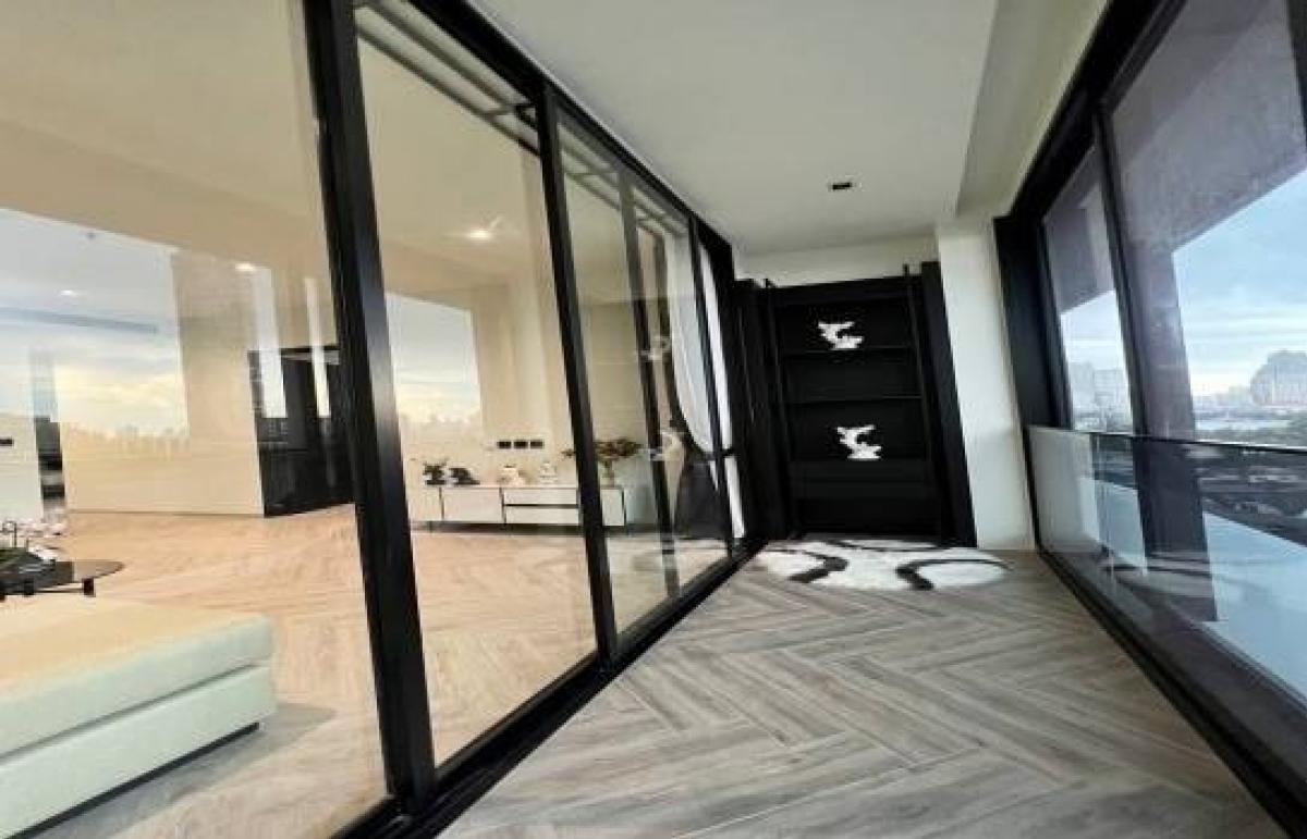 For SaleCondoWongwianyai, Charoennakor : 🔆Sold with tenant🔆Chapter Charoen Nakhon 2 bedrooms, private lift, River Front type, special