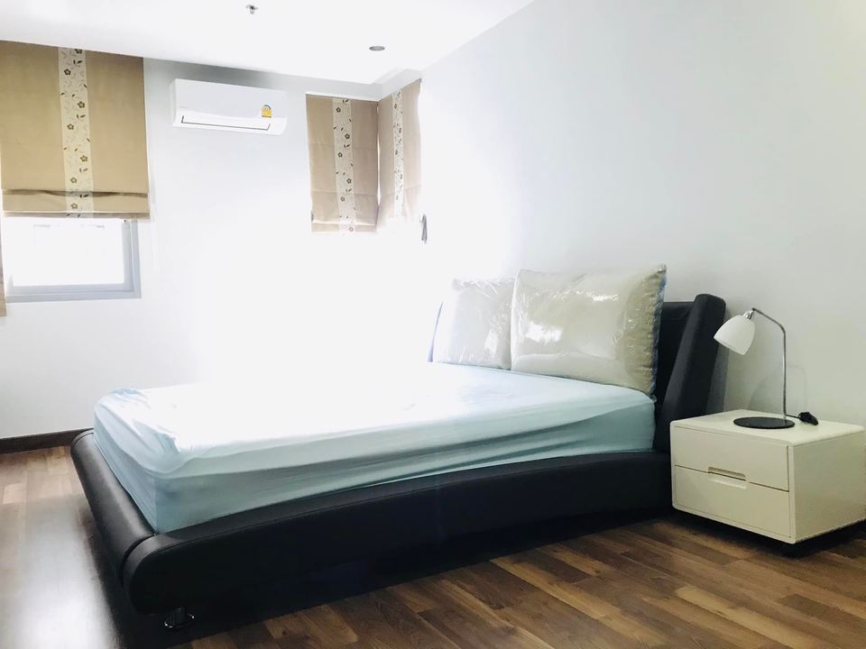 For SaleCondoWitthayu, Chidlom, Langsuan, Ploenchit : For Sale / Sale The Rajdamri For sale with tenant (S15-0998 (S))