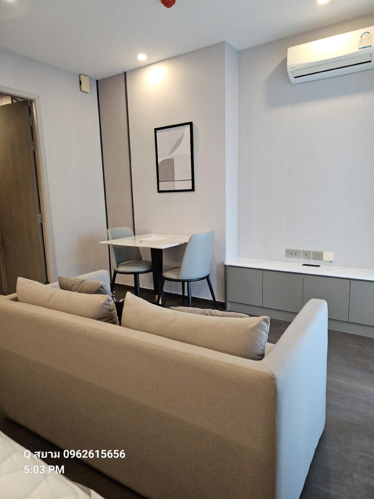 For RentCondoRatchathewi,Phayathai : Q Siam Ratchtewi for RENT 1bed 1 bath 35 Sq,m Rental price 21k call Nong 096-2615656 Ready to touring everyday