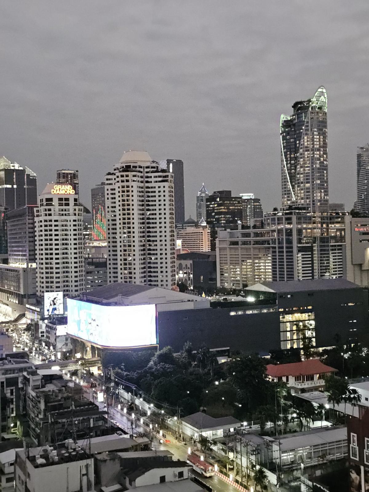 For RentCondoRatchathewi,Phayathai : Q Siam Ratchtewi for RENT 1bed 1 bath 35 Sq,m Rental price 21k call Nong 096-2615656 Ready to touring everyday