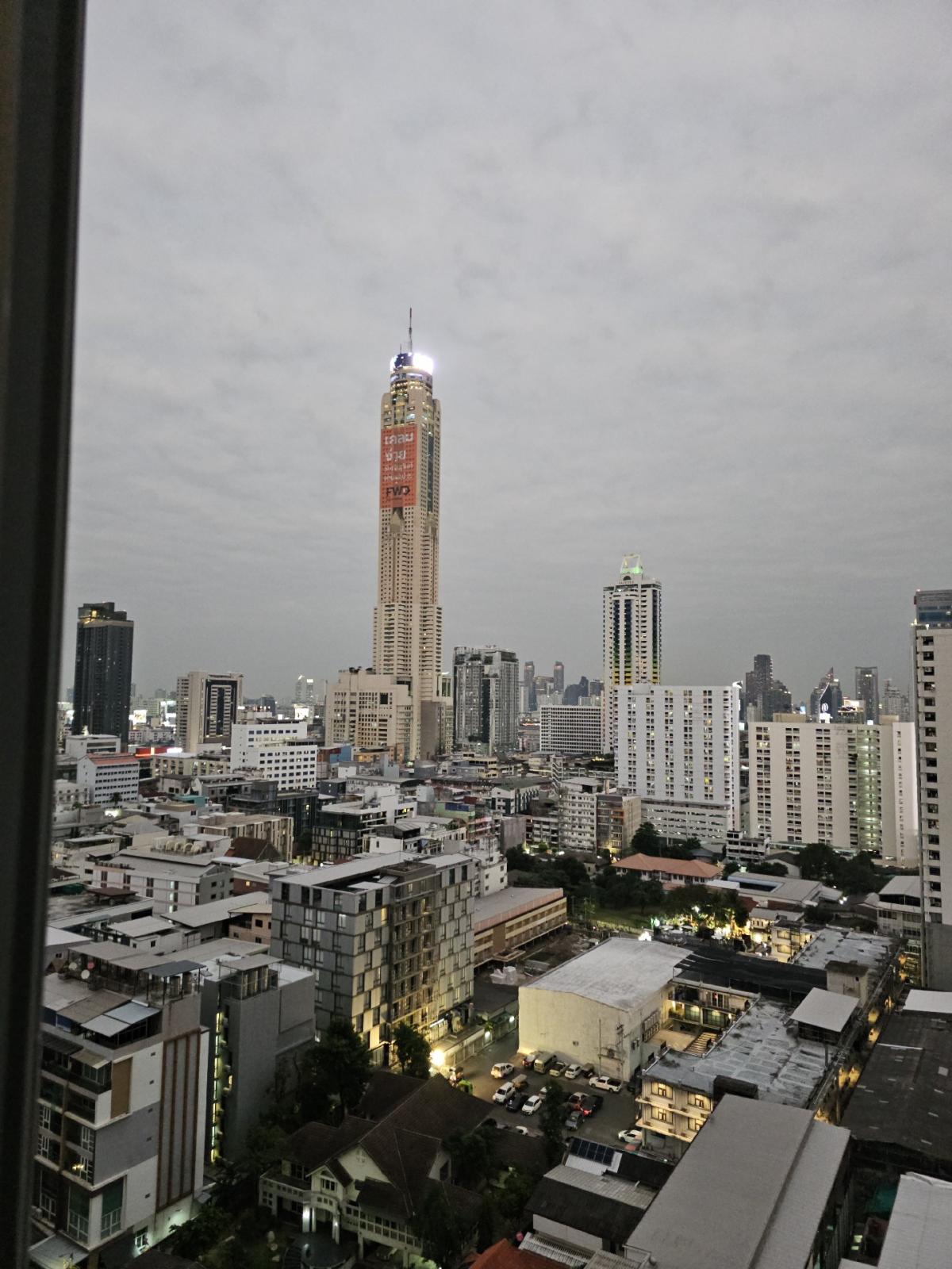 For RentCondoRatchathewi,Phayathai : Q Siam Ratchtewi for RENT 1bed 1 bath 35 Sq,m Rental price 21k call Nong 096-2615656 Ready to touring everyday