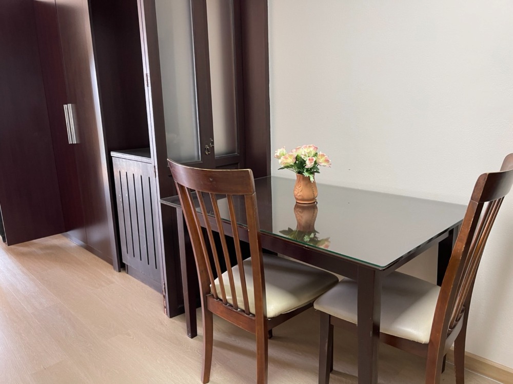 For RentCondoSilom, Saladaeng, Bangrak : Silom Suite Room for Rent (Sathorn 12)