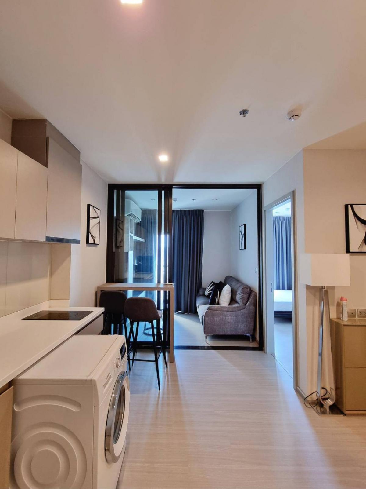 For RentCondoOnnut, Udomsuk : Spacious Condo Near BTS Bang Chak, Only 18,000 THB/Month! 38 Sqm. 1 bed