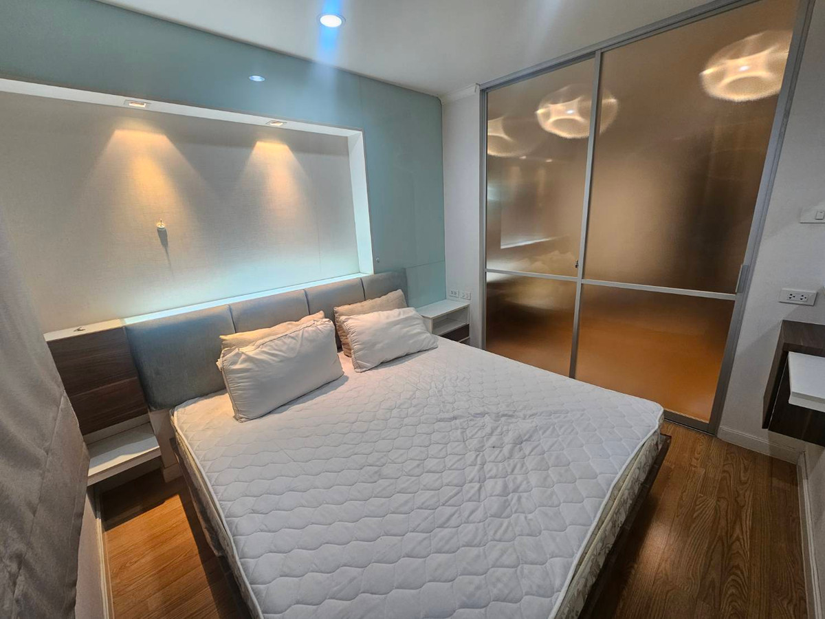 ให้เช่าคอนโดปิ่นเกล้า จรัญสนิทวงศ์ : ห้องว่างให้เช่า ห้องใหม่ ชั้นสูง เช่า 1 ห้องนอน 1 ห้องน้ำ ลุมพินี พาร์ค ปิ่นเกล้า