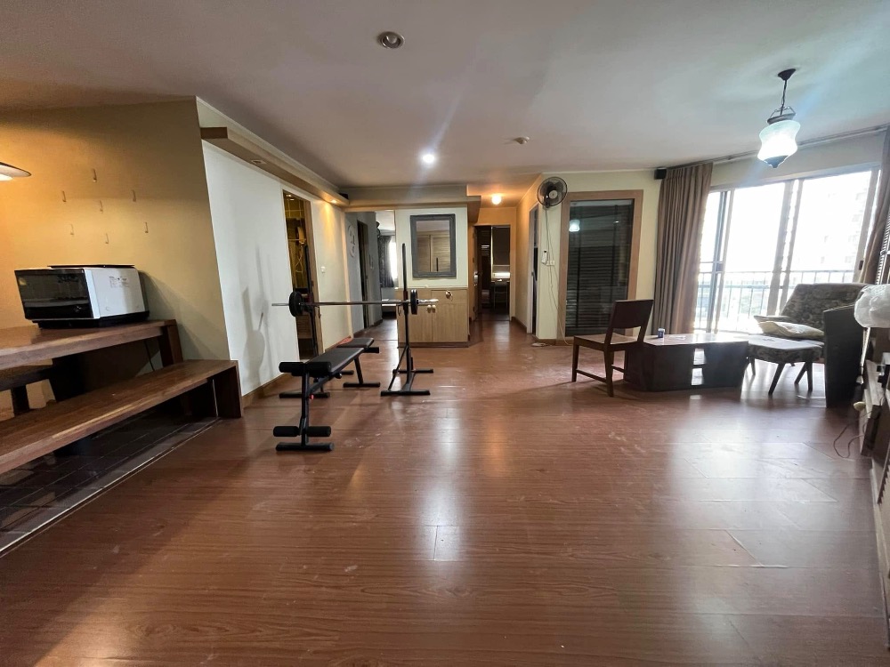 ให้เช่าคอนโดสาทร นราธิวาส : คอนโดให้เช่า เบ็ลพาร์ค สาทร - นราธิวาส 24 แต่งครบพร้อมอยู่ 2 ห้องนอน 2 ห้องน้ำ 1 ห้องทำงาน