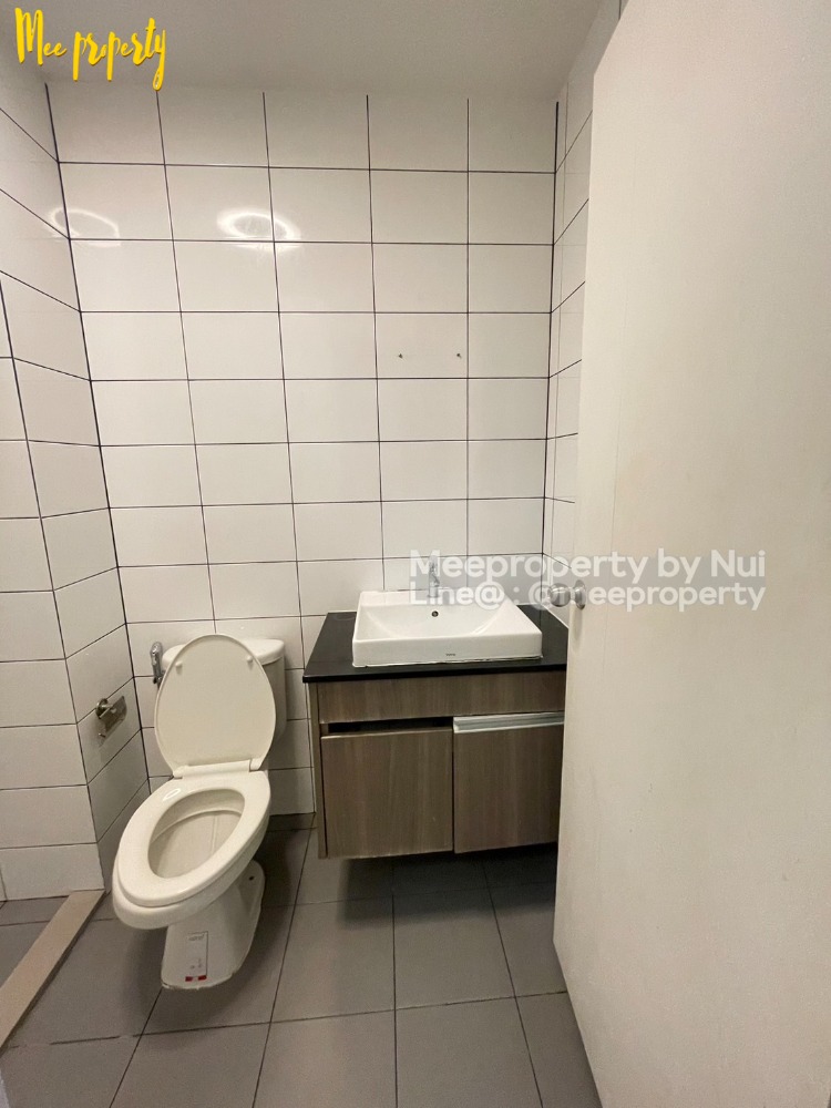 For RentCondoRatchadapisek, Huaikwang, Suttisan : Condo for rent, owner rents himself, Pracha Uthit Road, Chapter One Eco Ratchada-Huaykwang Project, 16th floor, Building D, usable area 23 square meters, ME-181